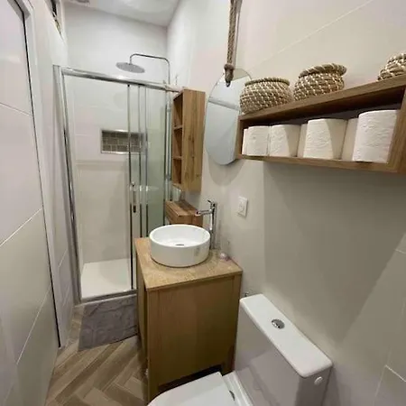 Place Du Marche Centre Avec Entree Indep *