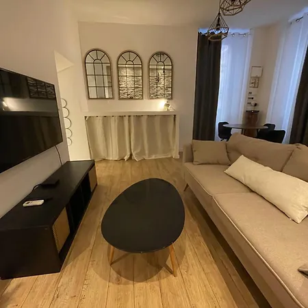 Apartment Place Du Marche Bastia Centre Avec Entree Indep Bastia (Corsica)